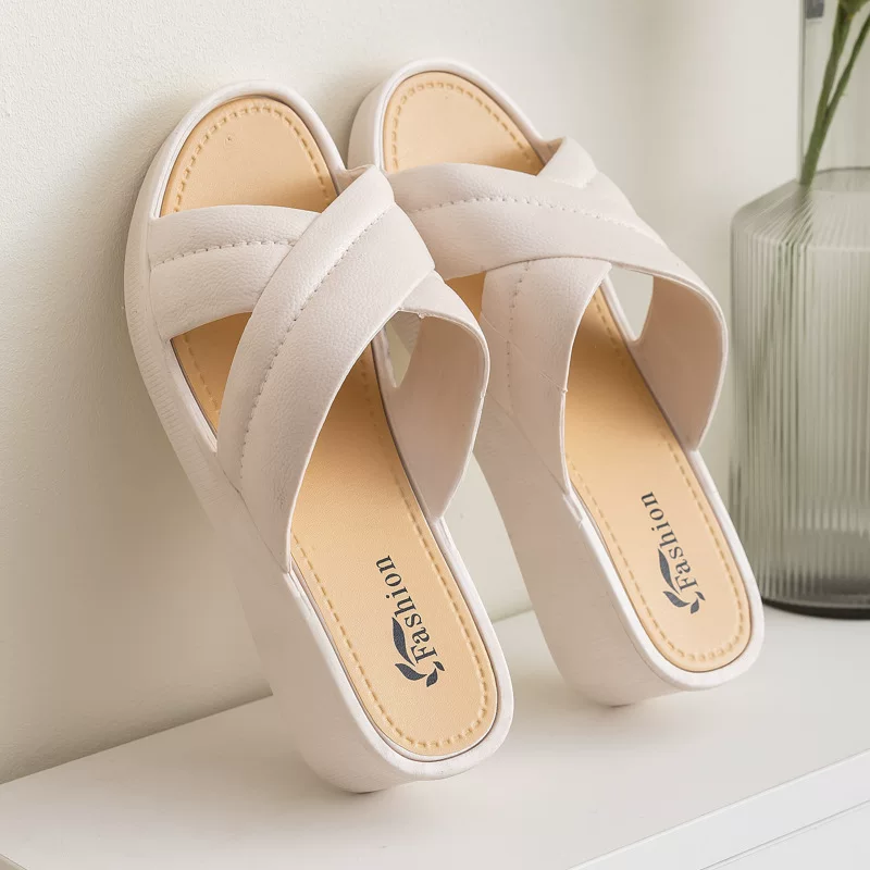 High non-slip slippers platform, comfortable beach footwear, soft sole