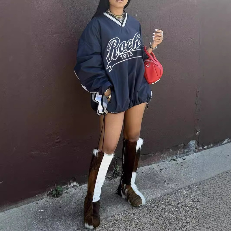 Autumn 2024 Cross-border American Fashion Street Casual Women's Letters Printed Contrast Color Loose Sweater V-neck Top Autumn 2024 Cross-border American Fashion Street Casual Women's Letters Printed Contrast Color Loose Sweater V-neck Top