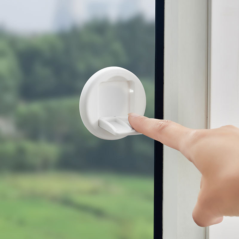 Door and window baffle children's safety lock sliding door lock wardrobe anti-push Holder home high-rise sliding window anti-fall artifact