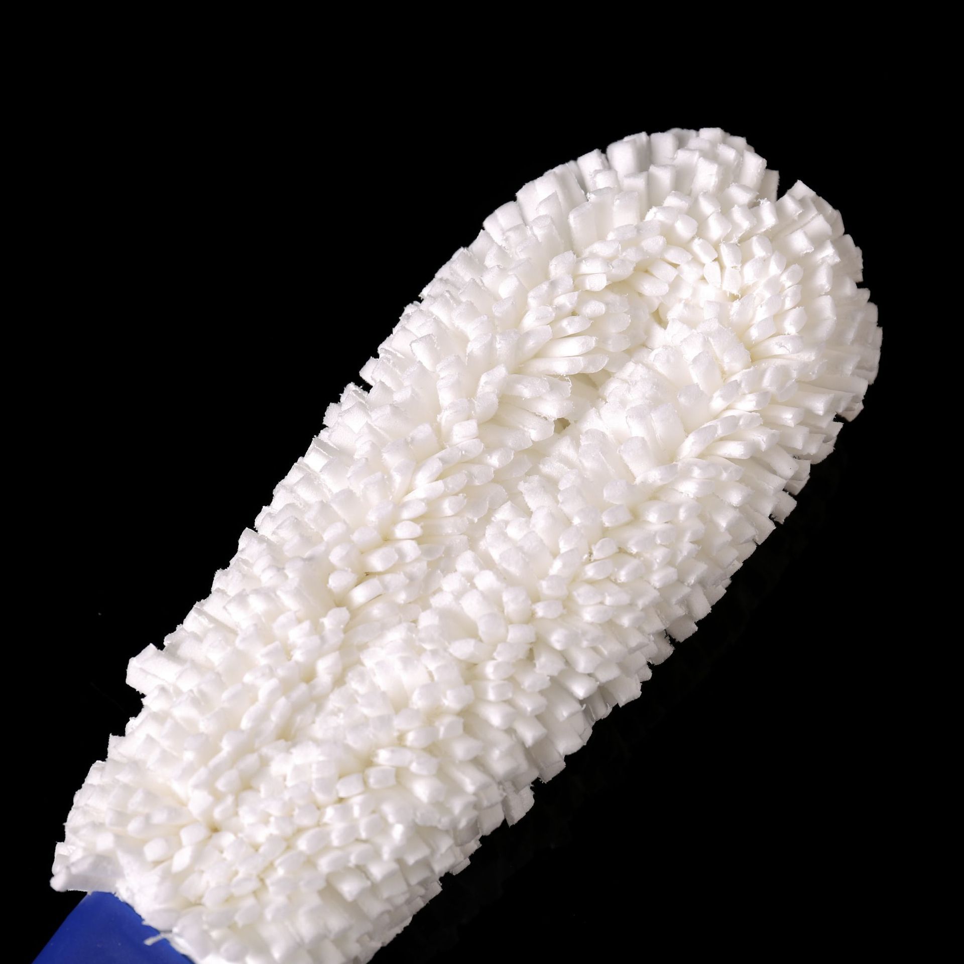 E01A9543