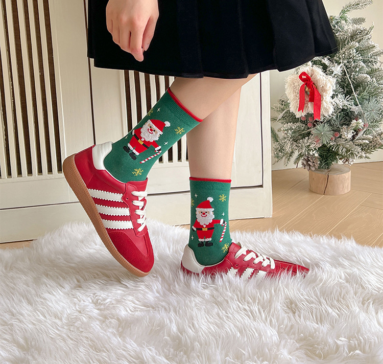 Women's Cartoon Style Christmas Tree Santa Claus Snowman Cotton Crew Socks A Pair display picture 6