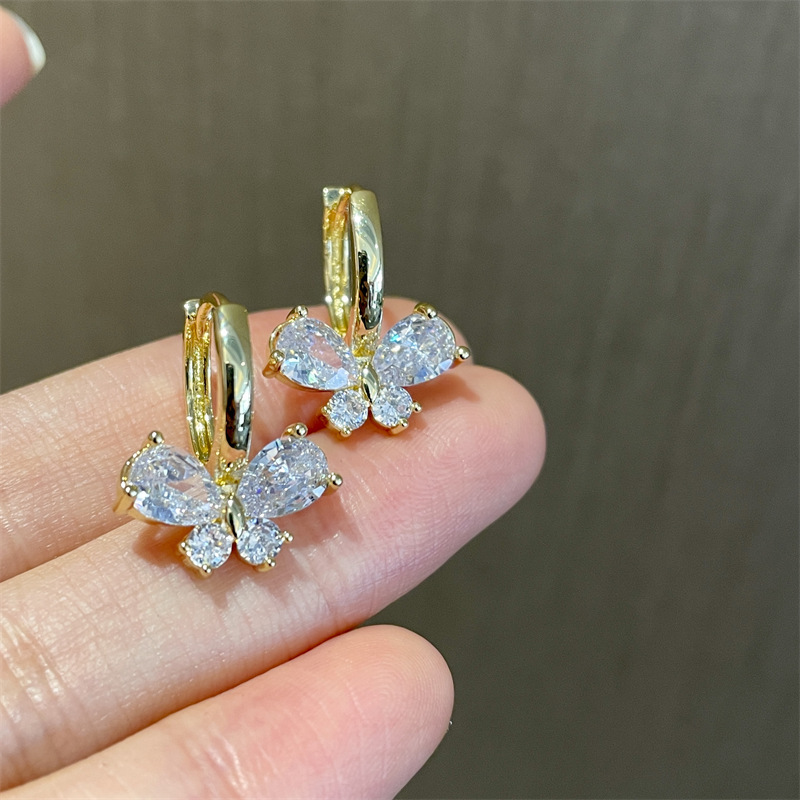 1 Pair Sweet Butterfly Copper Plating Zircon Drop Earrings display picture 7