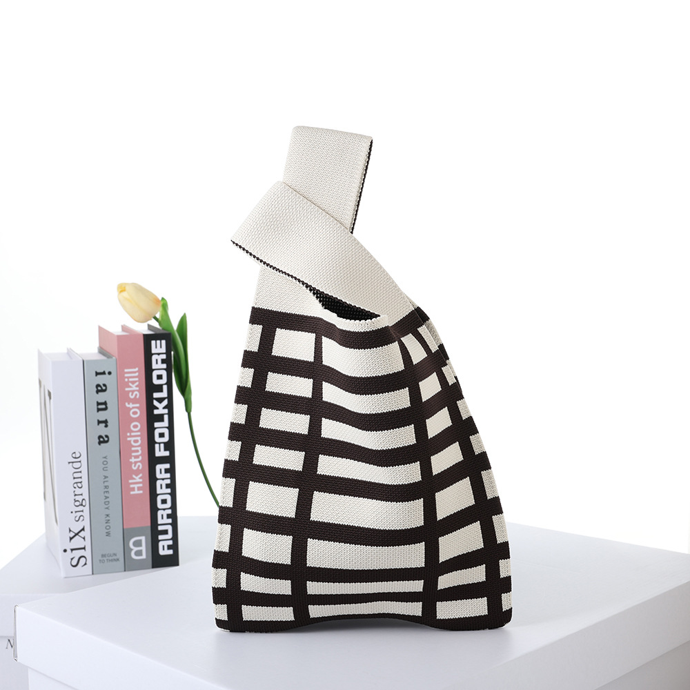 2024 Flying Weaving Bag Tote Bag Versión coreana del nuevo bolso de mano de moda Fabricante de bolsas de compras casuales de gran capacidad para estudiantes