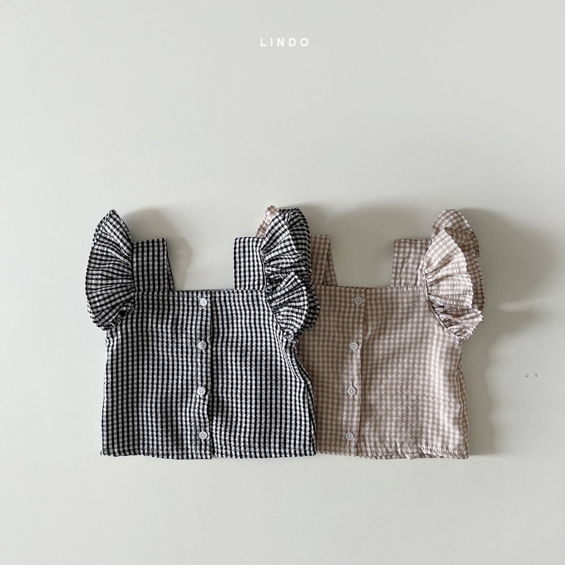 Traje de correa para la oreja de madera para niñas Ropa para niños de estilo coreano Traje a cuadros de niña delgada de verano Bebé Traje de dos piezas de verano