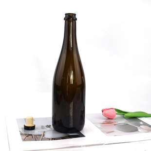 �S�����l750ml�����t��ƿ��ɫ��ɰ�t�Ʒ��bƿ�ߙn�㙉��ƿ�� ��ƿ