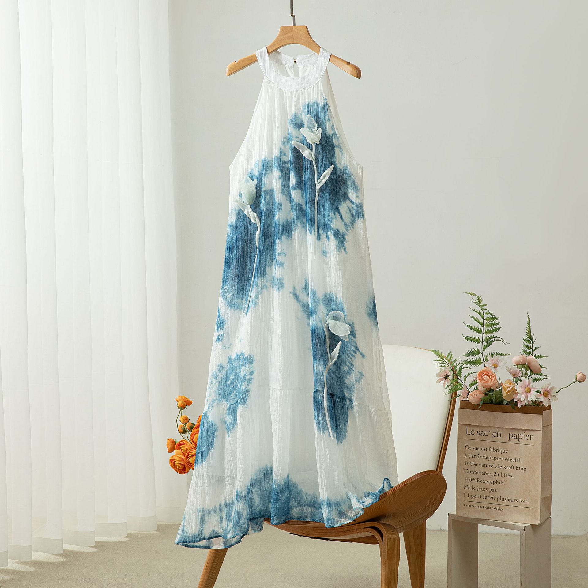 Summer three dimensional dress from Yunnan province with a round…