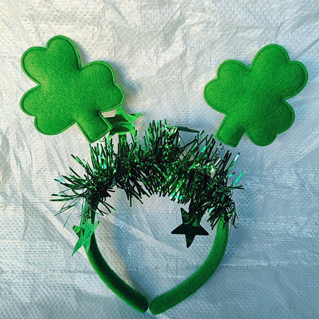 En stock irlandés Festival diadema St. Patrick trébol sombrero diadema cabeza hebilla lentejuelas arco diadema