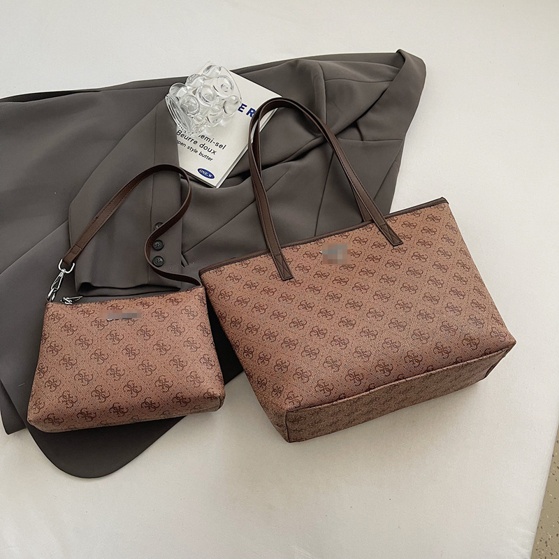 Bolso de dos piezas 2024 nuevo bolso de hombro de cercanías con estampado retro Tendencia bolso de alta capacidad Bolsos transfronterizos