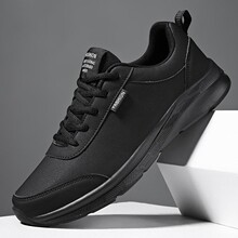 泉州男鞋秋季皮面运动鞋男士防水防滑跑步鞋黑色百搭软底休闲鞋