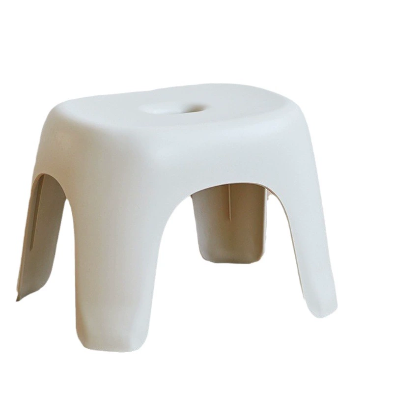 Домашний пластиковый маленький стул очень простой ветер толстый кофейный столик