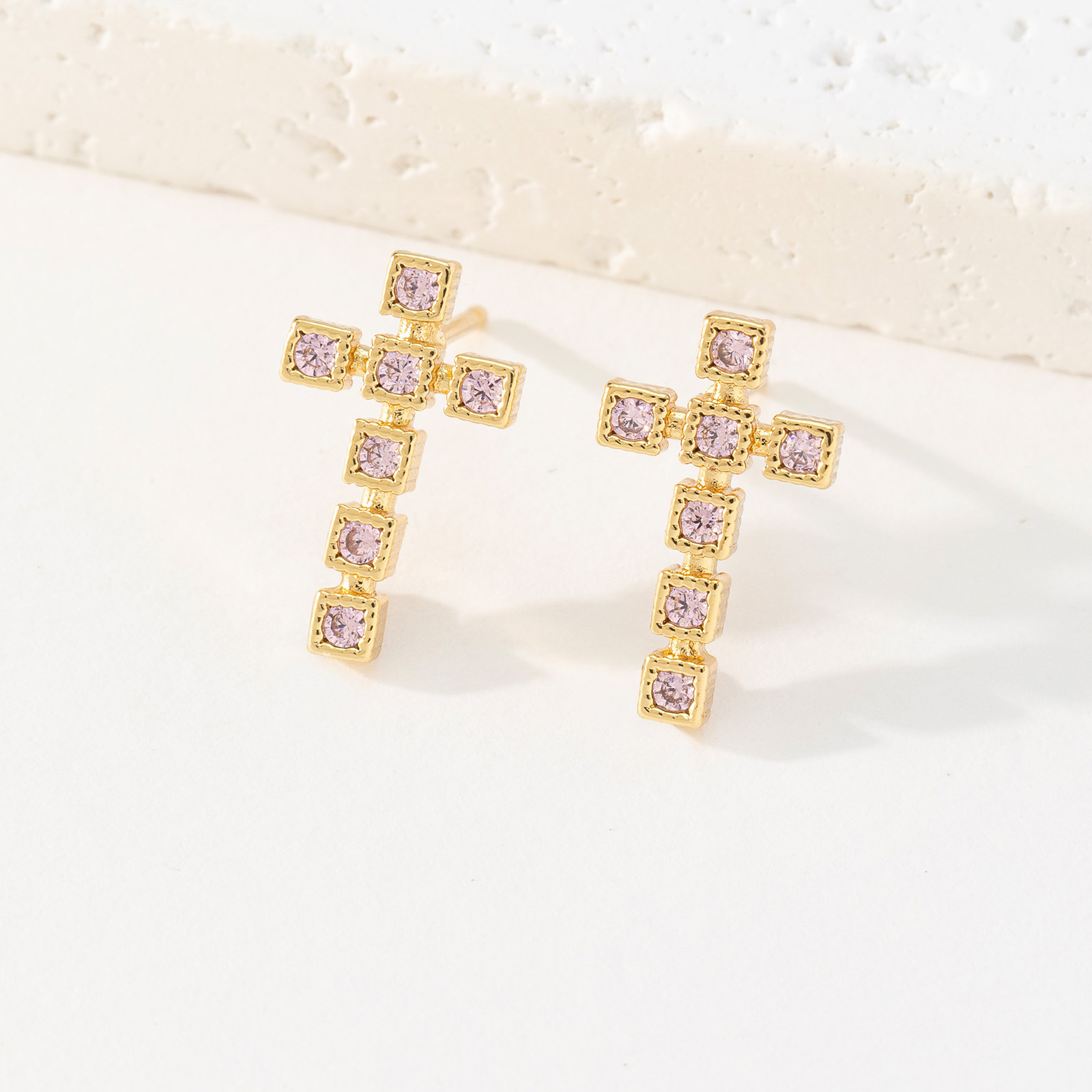 1 Paire Style Simple Traverser Le Cuivre Incruster Zircon Boucles D'oreilles display picture 3