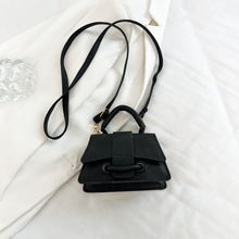 纯色简约气质手提包2025夏季新款唯美单肩斜挎包小方包韩版女