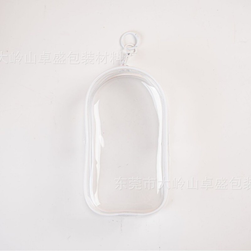 布18cmのゴム人形が防塵しています。|undefined