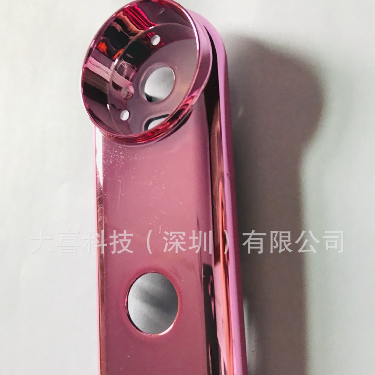 提供产品外壳表面电镀,移动电源配件电镀加工