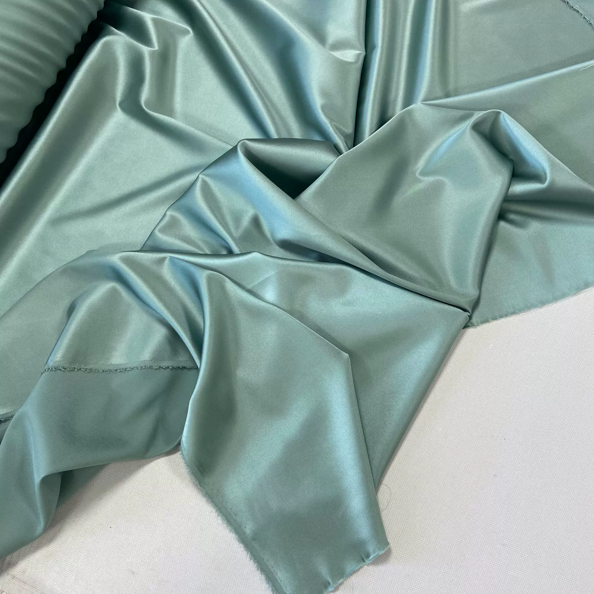 Silk elastic cloth