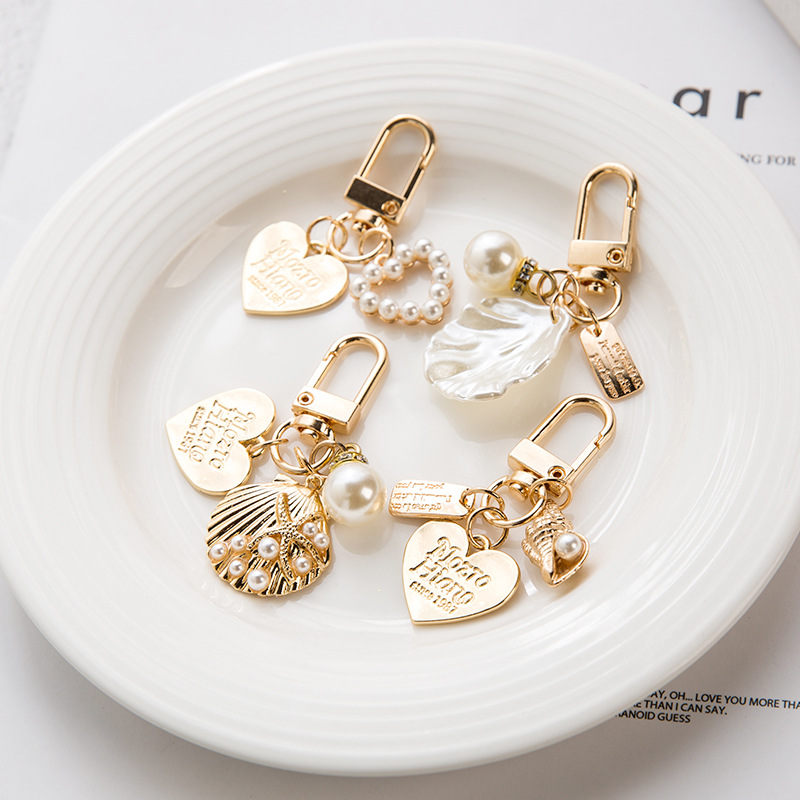 Imitation Pearl, Metal Material Letter, Heart Shape, Shell Pattern Cute Letter Heart Shape Shell Imitation Pearl Metal Women's Bag Pendant Keychain 1 Piece