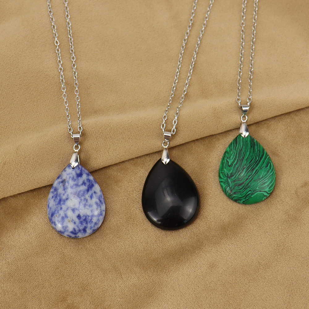 Women'S Gender Fashion Water Droplets Natural Stone Handmade Pendant Necklace 1 Piece