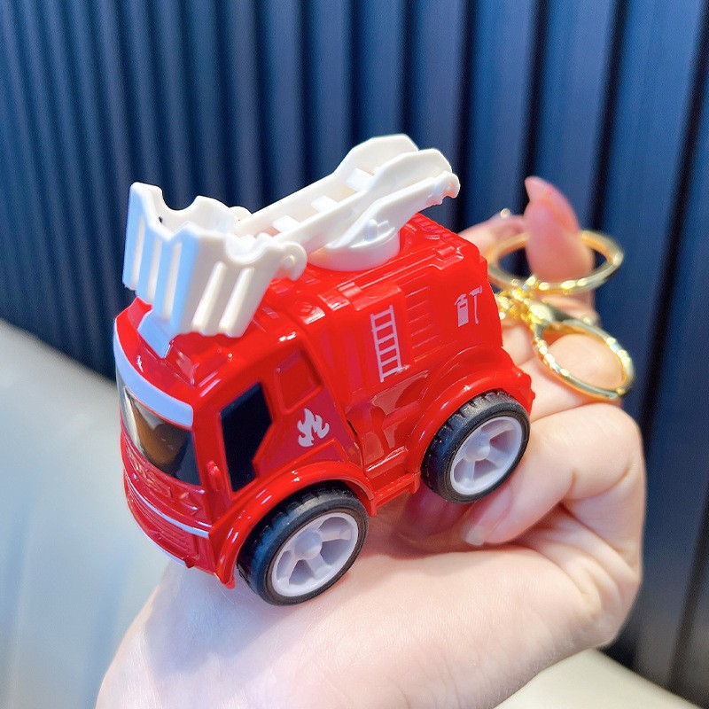 Aleación combinación Jeep Tire hacia atrás modelo de coche llavero bicicleta colgante creativo motocicleta bolsa llavero