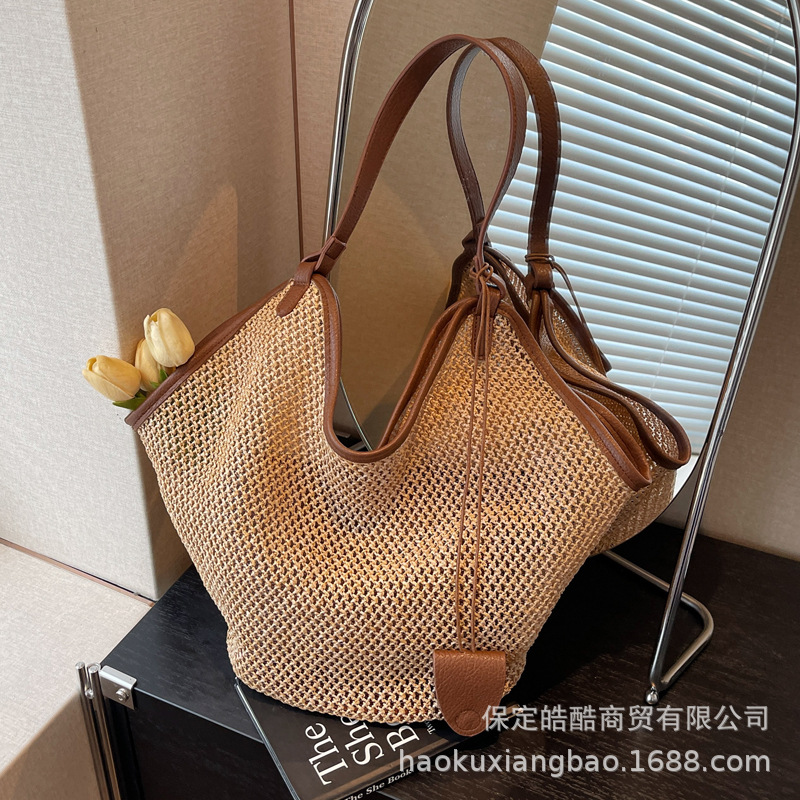 Large Capacity Women's Handbag Summer 2025 New Beach Vacation Tote Bag Casual Shoulder Woven Straw Bag - Thumbnail 3