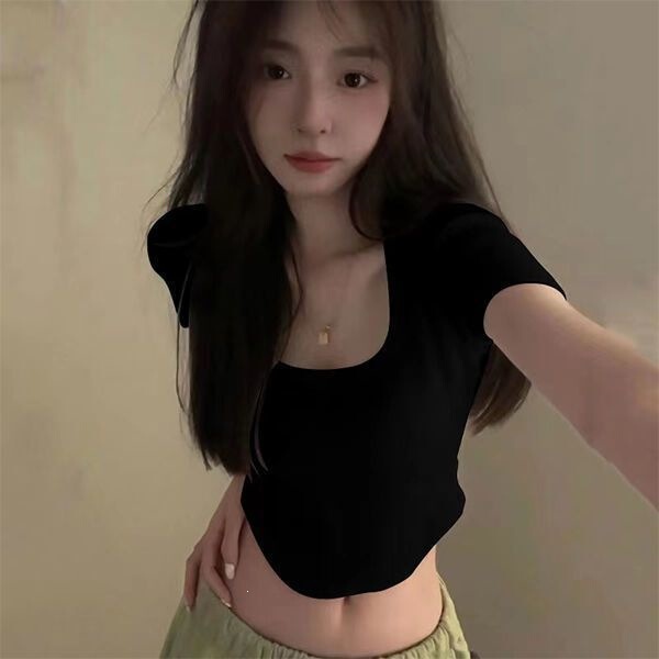 Design-Inspired Niche Irregular Square-Neck Short-Sleeve T-Shirt for Women, Summer Short High-Waisted Crop Top, Slim-Fit Flattering Top