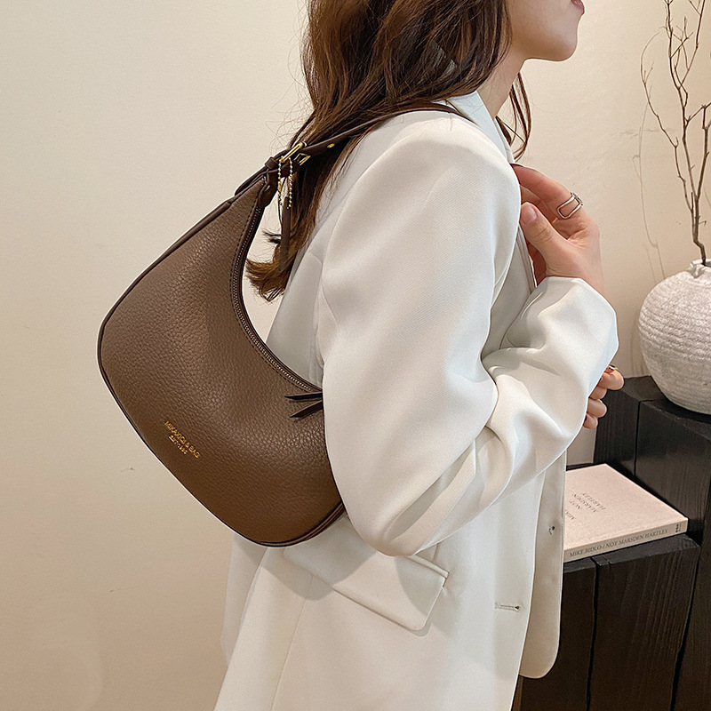 High-end Women's Underarm Bag Fashionable Hobo Shoulder Bag_voghion.com