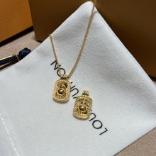 18k�����Īɣ���Jau750�朲ʽ�߼��г��W�����L����i���Ů