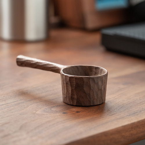North American black walnut handmade coffee measuring spoon solid wooden spoon seasoning spoon handmade Japanese wooden spoon coffee bean spoon