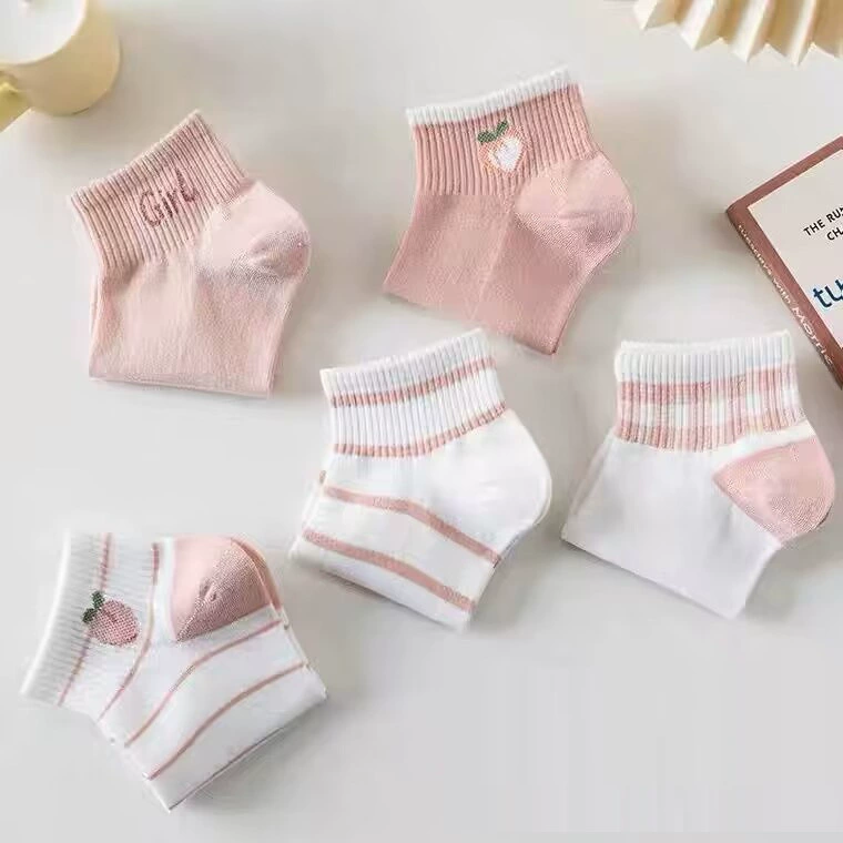 Comfortable breathable cute socks for elementary school students, wholesale