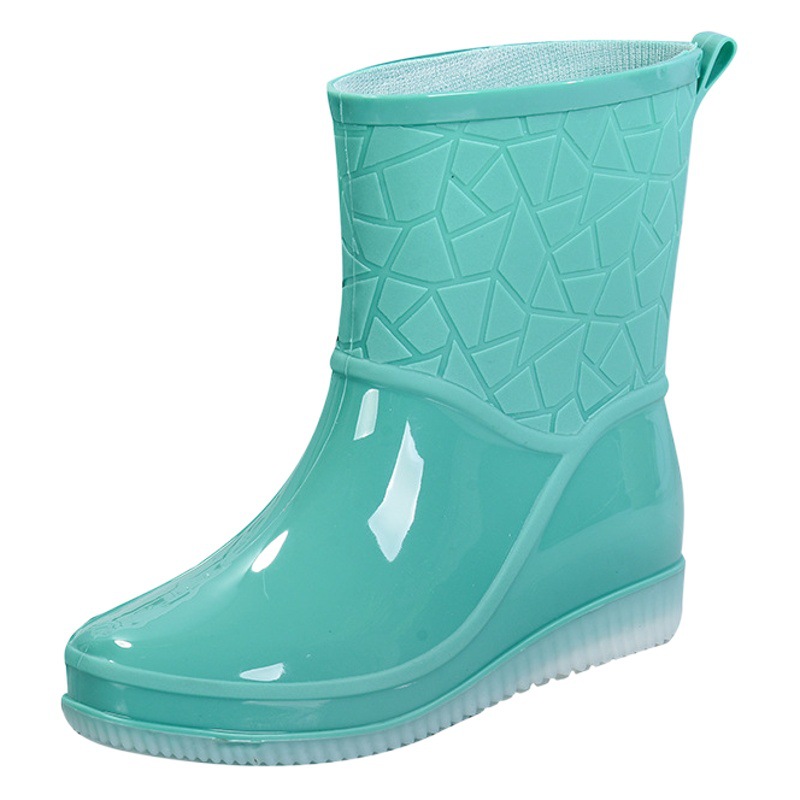 Jelly Non-slip Thickened Rain Boots Women's Summer Outerwear Plastic Rubber Shoes Wear-resistant Rain Boots Short Tube Fashionable Waterproof Shoes Overshoes