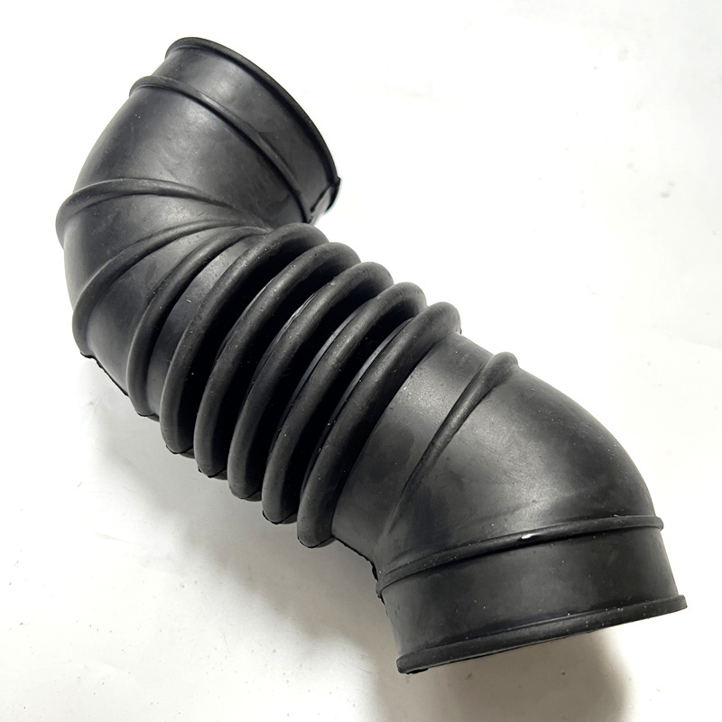 Md106179 for Mitsubishi Pickup L200 K34T 1986-2001 Engine Air Pipe