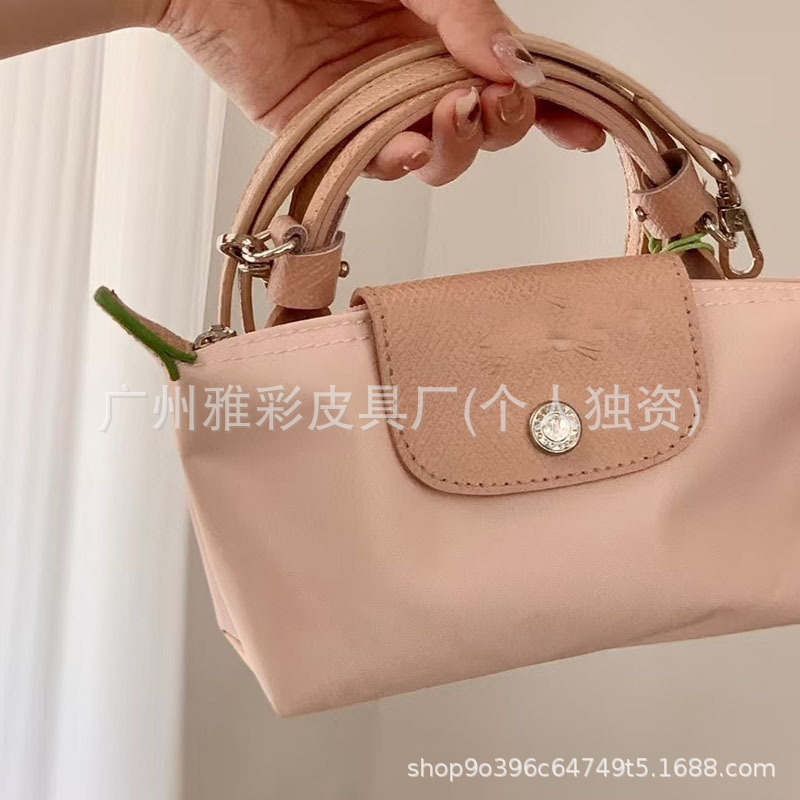 Environmentally friendly lotus root powder