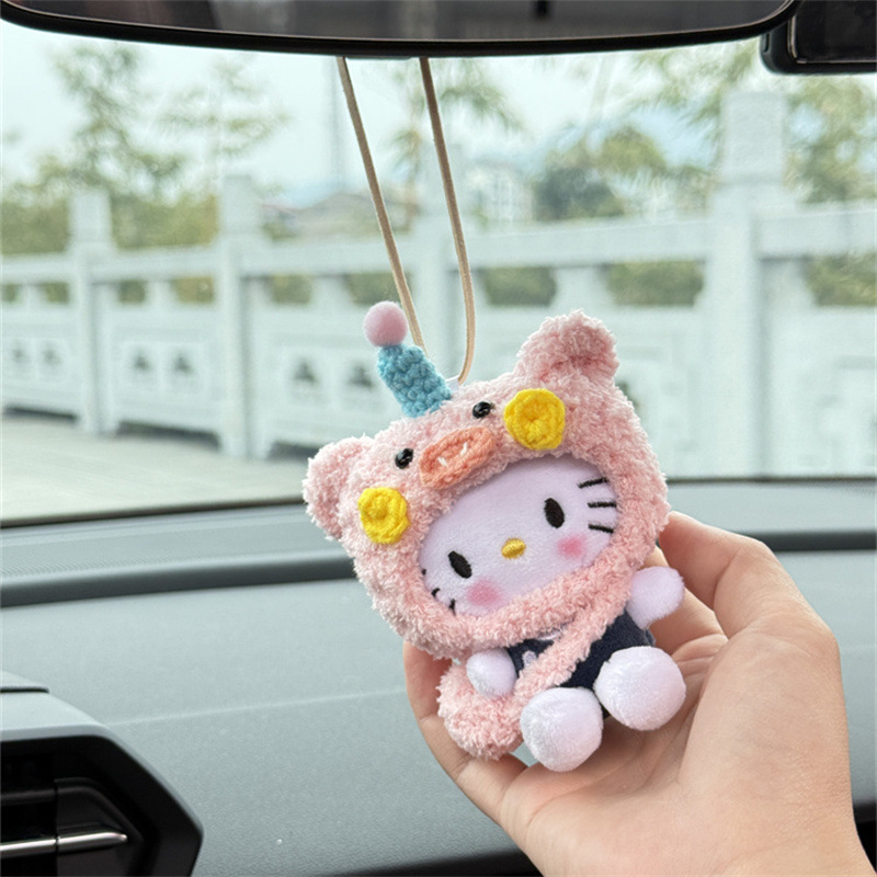 Calle mujer tiburón mano cerdo cabeza de cerdo kitty colgante de automóvil 2025 nuevo colgante de espejo retrovisor de automóvil de alta calidad