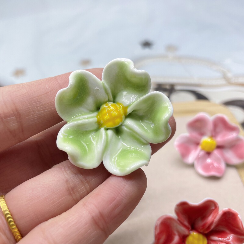 景德镇  纯手工陶瓷冰箱贴花瓶款特色潮流磁吸饰品原产地批发|undefined