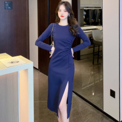 长袖圆领藏青色连衣裙女2025秋季新款收腰显瘦气质女神范开叉裙子