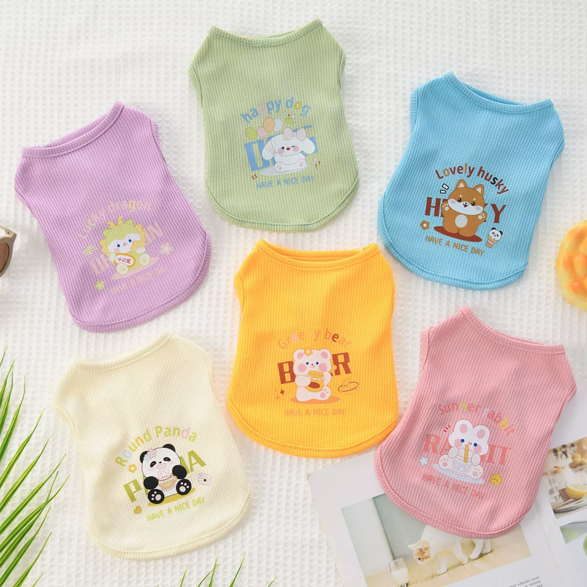 Одежда для домашних животных Одежда для кошек и собак весна и осень жилет для собак супер милый красивый вафельный мультфильм одежда с принтом в виде маленьких животных