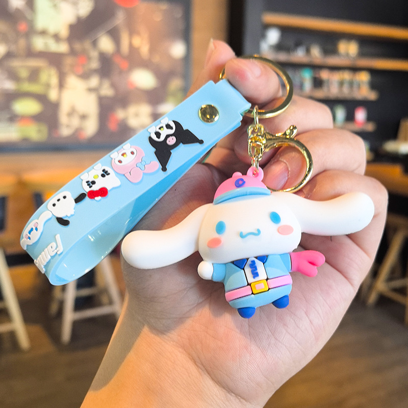El llavero de Sanrio llavero, la muñeca colgante, la máquina de muñecas, tuiteó un pequeño regalo de menos de 10 yuanes.