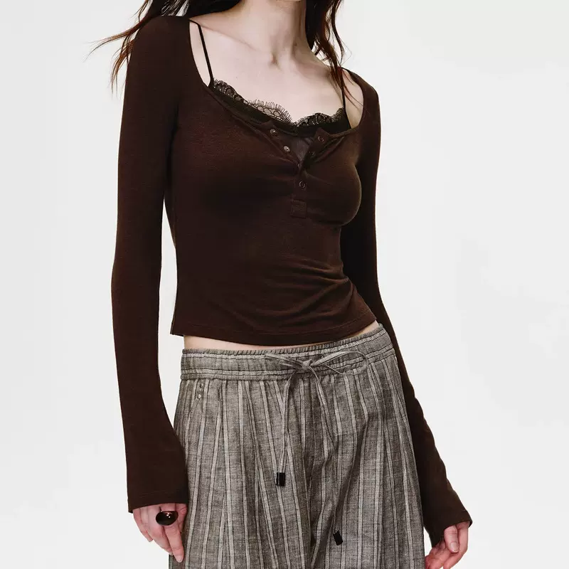 时髦心机 解构主义两件式蕾丝吊带拼接修身短款长袖T恤女