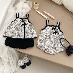 夏季韓版女寶寶衣服吊帶連體衣1-3歲墨水黑碎花甜美外出百搭哈衣