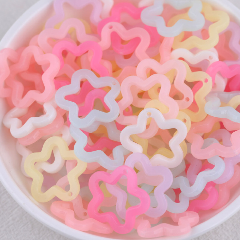 ゼリーカラー中空五芒星透明色吊り穴梅の花の形のスター diy キーホルダーハンドジュエリー材料アクセサリー|undefined