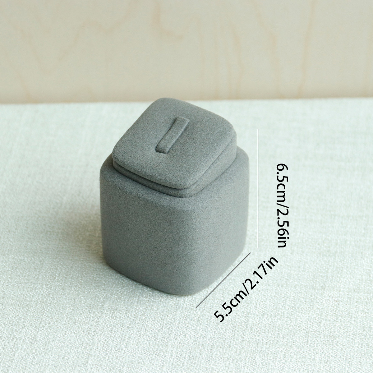 ¿̨˻ɫ鱦չʾ׹μָܽм