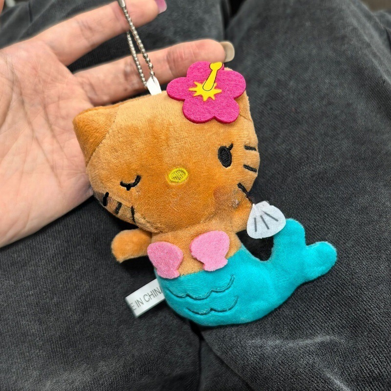 黑色草帽kitty帽宝宝挂件爱心扣公仔玩偶可爱赫本风挂饰钥匙扣|undefined
