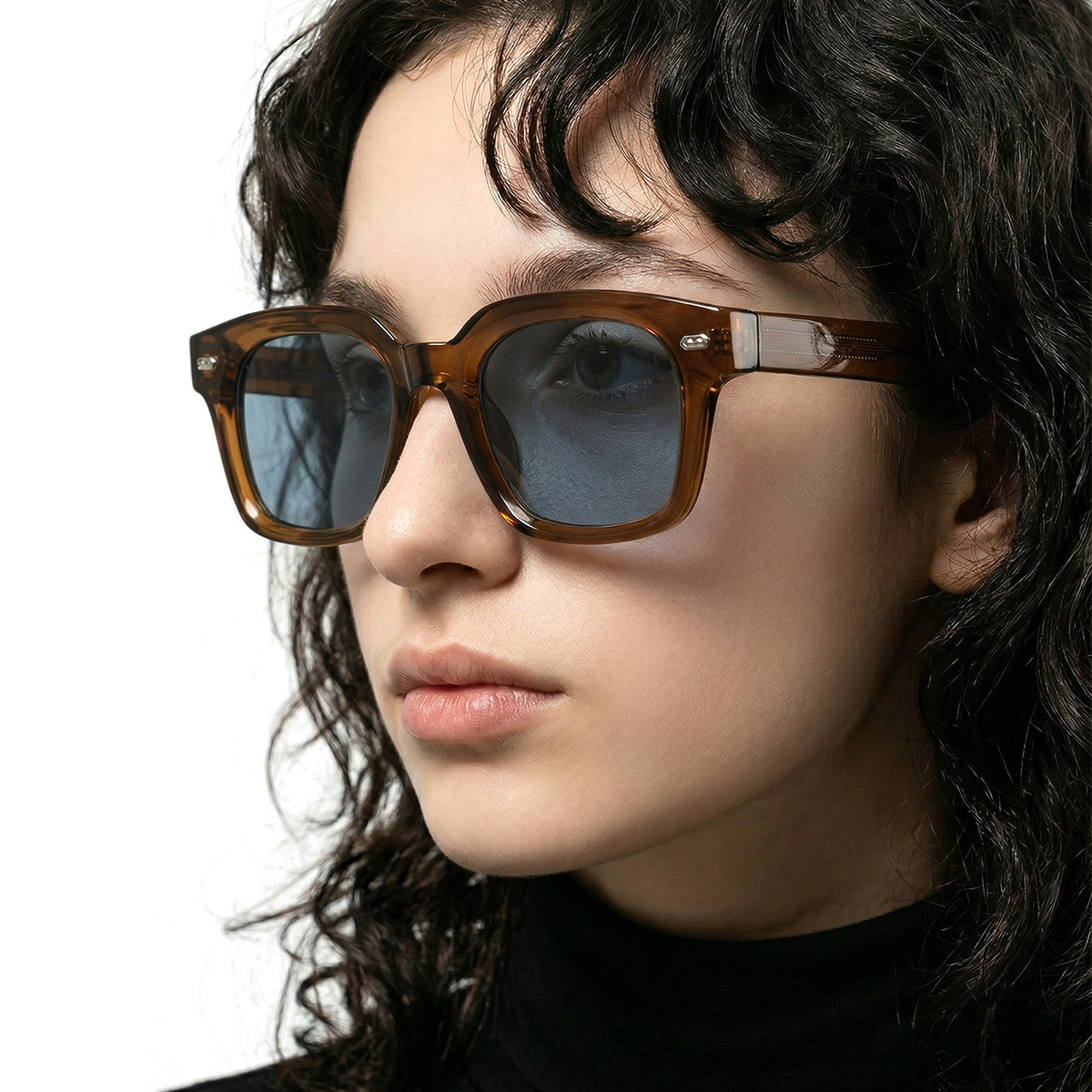 Retro universal brand fashionable sunglasses for men and women