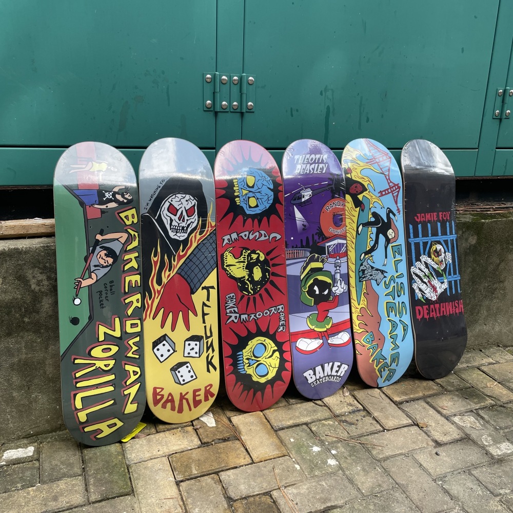 Baker Skateboard Deck Professional Skateboard 8.0 8.25 Adult Kidsren Beginner Four-Wheel Scooter Cross-Border