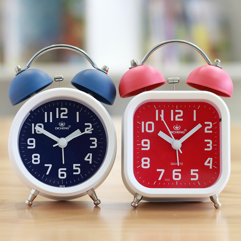 Nordic style fashionable simple creative 3-inch metal bell alarm clock mute alarm clock student bedroom luminous clock