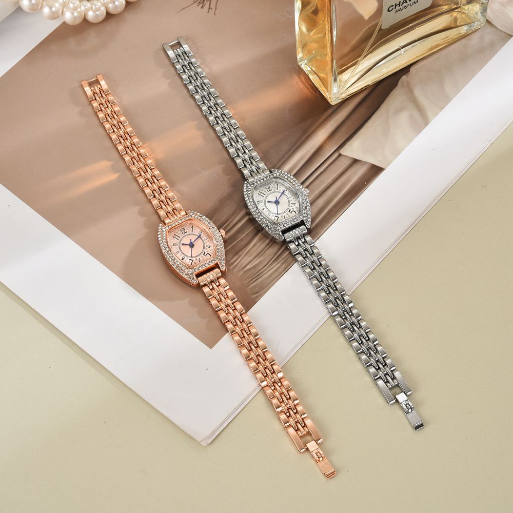 Comercio exterior nuevo estilo retro ovalado reloj de pulsera para mujer estilo premium ins simple reloj de cadena de estudiante de moda blanca