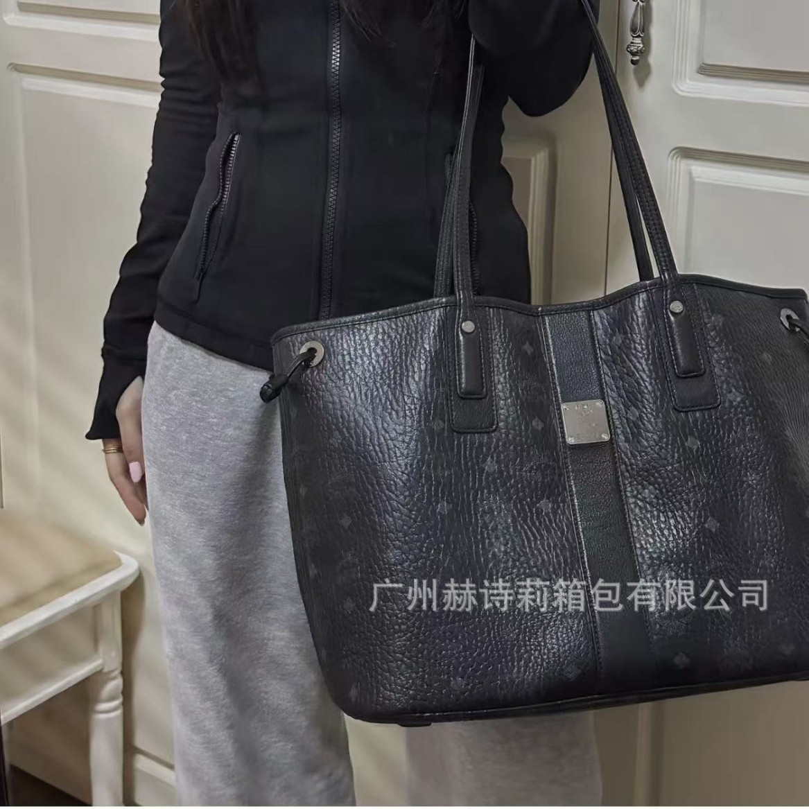 New MC Print Mother-Daughter Tote Bag Large Capacity Crossbody Fashion Versatile Underarm Commuter Women's Bag - Thumbnail 2