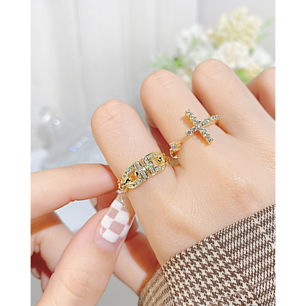 OPK飾品批發(fā)歐美跨境創(chuàng)意十字架微鑲鋯石指環(huán)時(shí)尚百搭開(kāi)口銅戒指