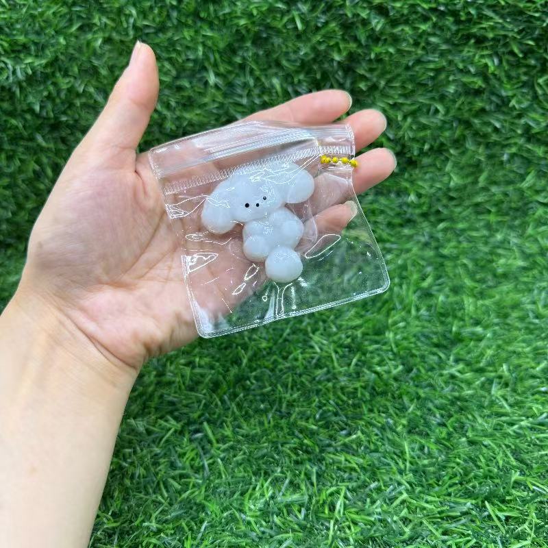 큰 귀 개 작은 코