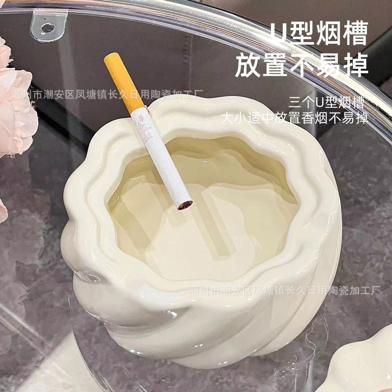 뚜껑이 달린 창의적인 세라믹 재떨이 안티 플라이 애쉬 홈 거실 라이트 럭셔리 하이 엔드 대기 사무실 재떨이 하이 엔드 센스