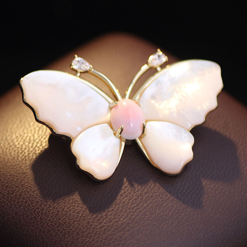 Light Luxury Jewelry High-End Natural Mother-Of-Pearl Pink Queen Shell Butterfly Brooch Women's Suit Clothing Accessories Pin